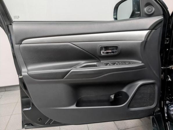 Mitsubishi Outlander III Рестайлинг с пробегом 2014 года, цена 1 525 000 рублей, 142103 км, внедорожник, Автокод Объявления