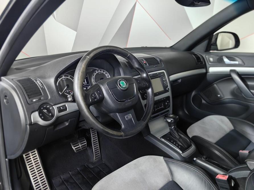Skoda Octavia RS II Рестайлинг Москва  - изображение 18
