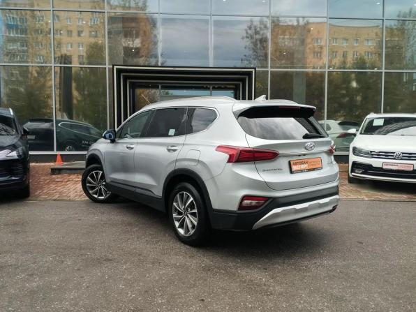 Hyundai Santa Fe IV с пробегом 2018 года, цена 2 400 000 рублей, 170581 км, внедорожник, Автокод Объявления