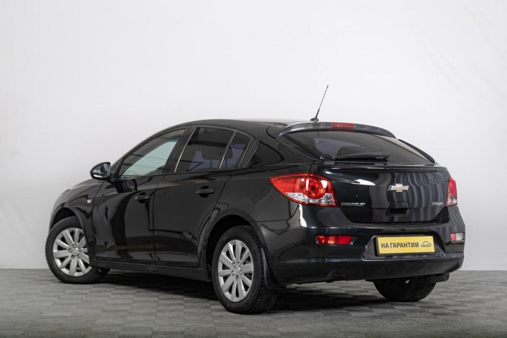 Chevrolet Cruze I Рестайлинг Томск  - изображение 6