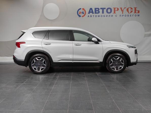 Hyundai Santa Fe IV Рестайлинг с пробегом 2022 года, цена 3 999 000 рублей, 41314 км, внедорожник, Автокод Объявления