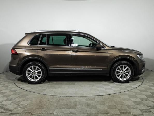Volkswagen Tiguan II с пробегом 2017 года, цена 1 949 898 рублей, 110272 км, внедорожник, Автокод Объявления
