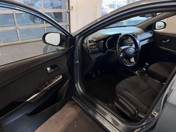 Kia Rio III с пробегом 2013 года, цена 600 000 рублей, 239947 км, седан, Автокод Объявления