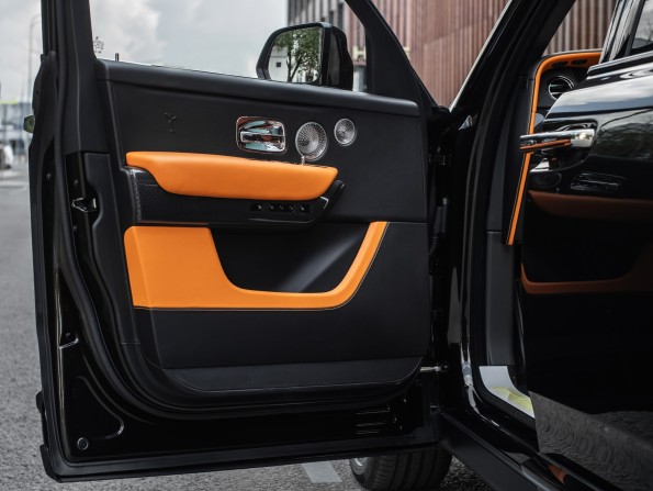 Новый Rolls-Royce Cullinan I 2024 года, цена 78 400 000 рублей, внедорожник, Автокод Объявления