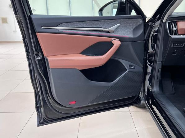 Skoda Kodiaq II с пробегом 2025 года, цена 5 470 000 рублей, 4492 км, внедорожник, Автокод Объявления