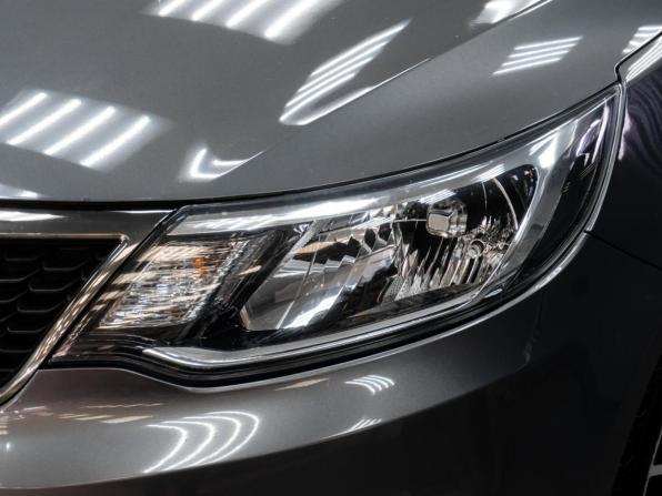 Kia Rio III Рестайлинг с пробегом 2015 года, цена 999 000 рублей, 121043 км, седан, Автокод Объявления
