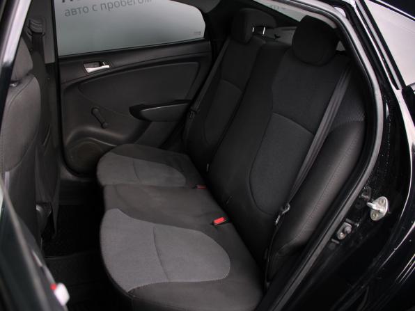 Hyundai Solaris I с пробегом 2013 года, цена 670 000 рублей, 210000 км, седан, Автокод Объявления