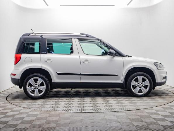 Skoda Yeti I Рестайлинг с пробегом 2015 года, цена 1 098 000 рублей, 138527 км, внедорожник, Автокод Объявления