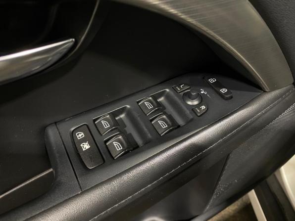 Volvo XC70 II с пробегом 2007 года, цена 1 250 000 рублей, 308315 км, универсал, Автокод Объявления
