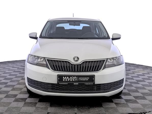 Skoda Rapid I Рестайлинг с пробегом 2018 года, цена 900 000 рублей, 178924 км, лифтбек, Автокод Объявления