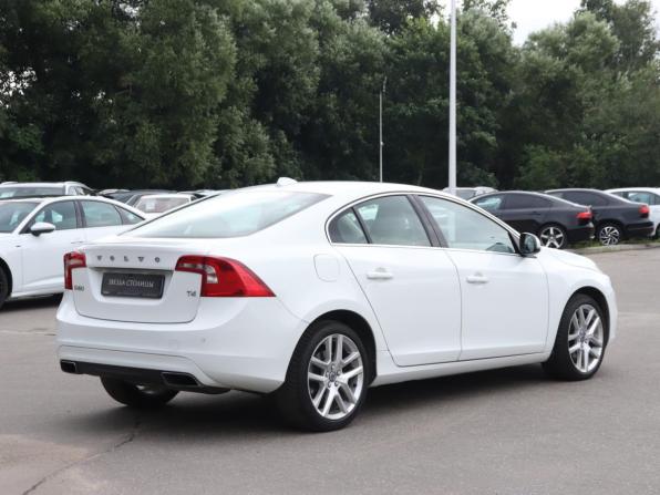 Volvo S60 II Рестайлинг с пробегом 2017 года, цена 1 880 000 рублей, 140373 км, седан, Автокод Объявления