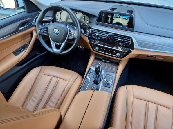 BMW 5 серии VII (G30/G31/G38) с пробегом 2017 года, цена 3 299 000 рублей, 178637 км, седан, Автокод Объявления