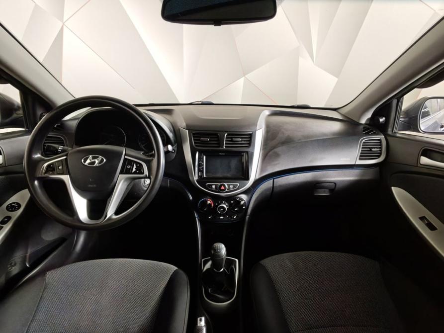 Hyundai Solaris I Москва  - изображение 12