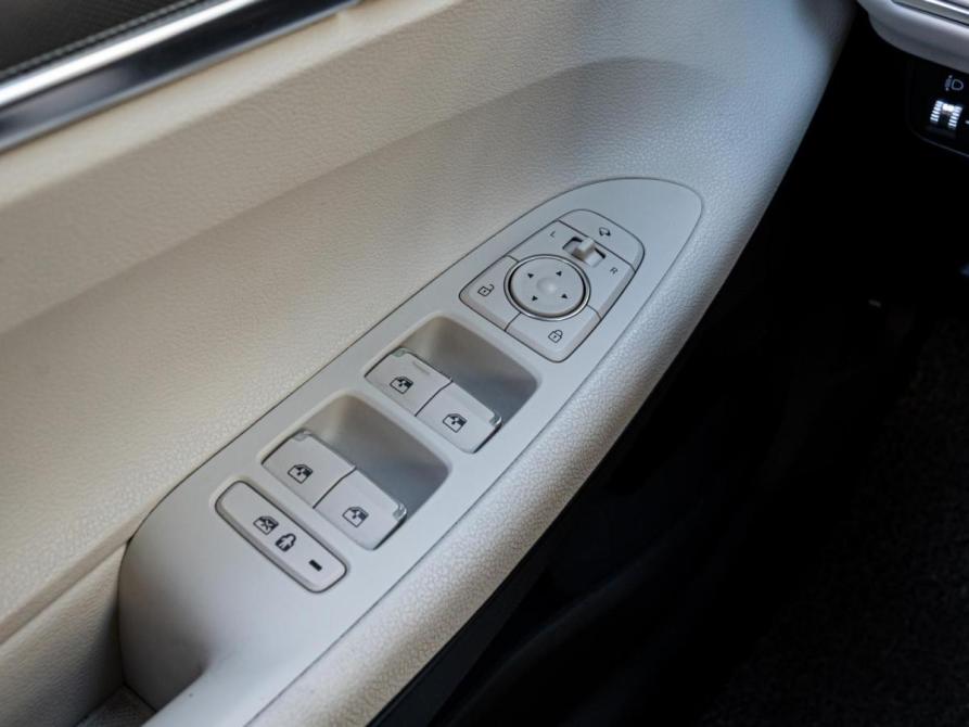 Hyundai Grandeur VI Рестайлинг Краснодар  - изображение 19