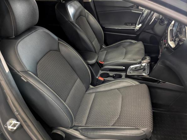 Kia Ceed III с пробегом 2019 года, цена 1 750 000 рублей, 112014 км, универсал, Автокод Объявления
