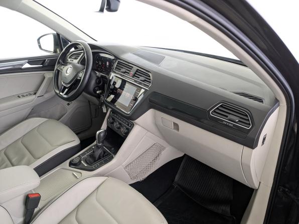 Volkswagen Tiguan II с пробегом 2018 года, цена 2 650 000 рублей, 168658 км, внедорожник, Автокод Объявления