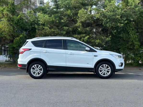 Ford Kuga II Рестайлинг с пробегом 2017 года, цена 1 485 000 рублей, 150607 км, внедорожник, Автокод Объявления