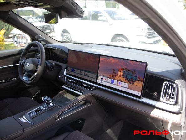 Geely Monjaro I Рестайлинг 2 с пробегом 2025 года, цена 3 878 000 рублей, 2312 км, внедорожник, Автокод Объявления