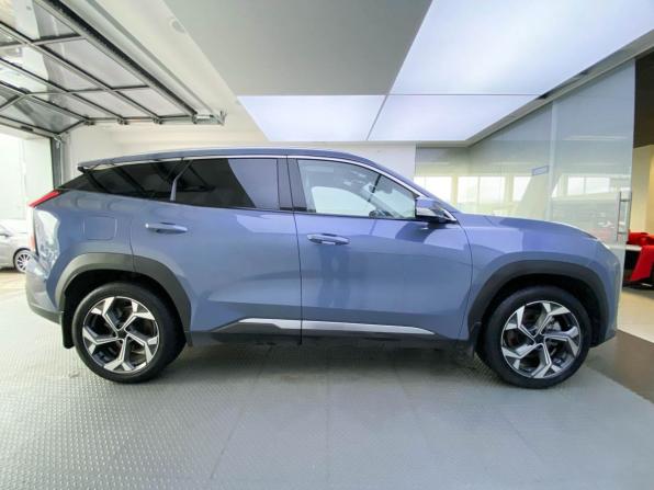 Geely Atlas II с пробегом 2023 года, цена 2 500 000 рублей, 65846 км, внедорожник, Автокод Объявления