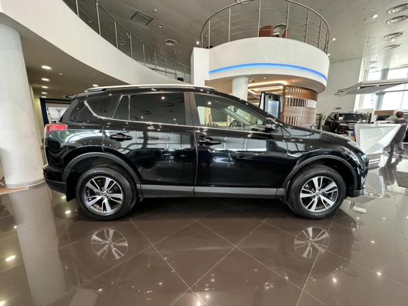 Toyota RAV4 IV (XA40) Рестайлинг с пробегом 2018 года, цена 2 589 000 рублей, 98999 км, внедорожник, Автокод Объявления