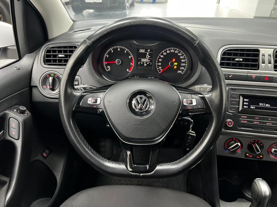 Volkswagen Polo V Рестайлинг Казань  - изображение 17