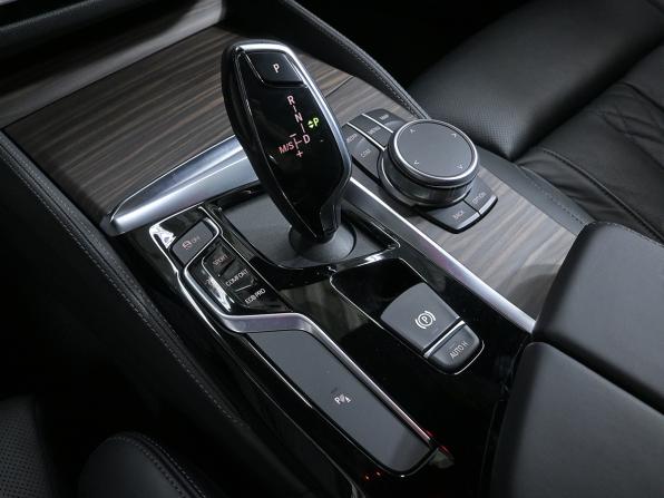 BMW 5 серии VII (G30/G31/G38) с пробегом 2019 года, цена 5 590 000 рублей, 29367 км, седан, Автокод Объявления