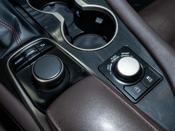 Lexus RX IV с пробегом 2016 года, цена 3 490 000 рублей, 206311 км, внедорожник, Автокод Объявления