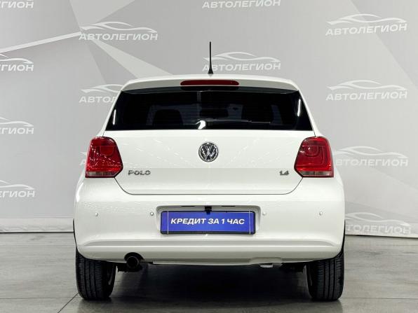 Volkswagen Polo V с пробегом 2013 года, цена 930 000 рублей, 116845 км, хэтчбек, Автокод Объявления