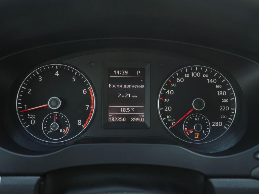Volkswagen Jetta VI Ижевск  - изображение 17