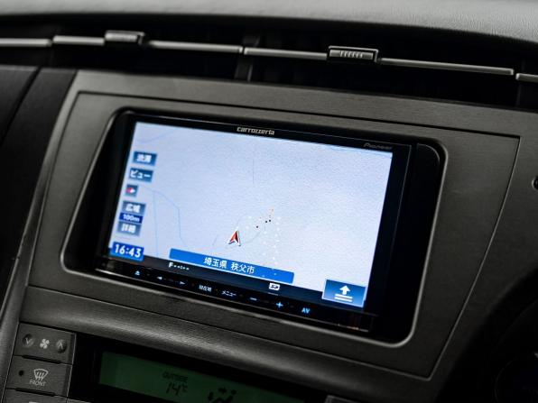 Toyota Prius III Рестайлинг (XW30) с пробегом 2012 года, цена 1 235 000 рублей, 103439 км, лифтбек, Автокод Объявления