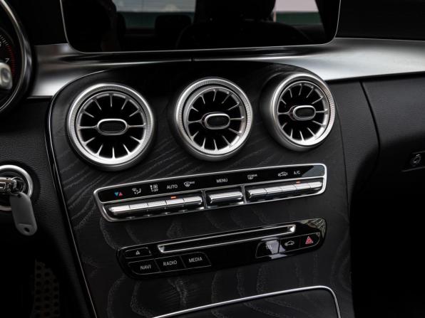 Mercedes-Benz C-Класс IV (W205) с пробегом 2017 года, цена 2 549 000 рублей, 113103 км, седан, Автокод Объявления