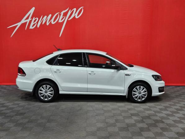 Volkswagen Polo V Рестайлинг с пробегом 2017 года, цена 945 000 рублей, 160138 км, седан, Автокод Объявления