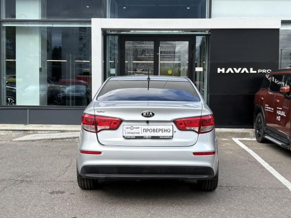 Kia Rio III Рестайлинг с пробегом 2016 года, цена 919 000 рублей, 222070 км, седан, Автокод Объявления