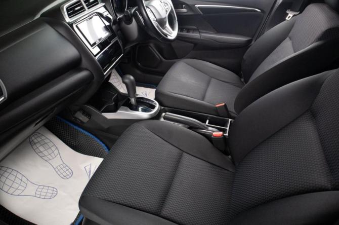 Honda Fit III Рестайлинг с пробегом 2019 года, цена 1 179 000 рублей, 131000 км, хэтчбек, Автокод Объявления