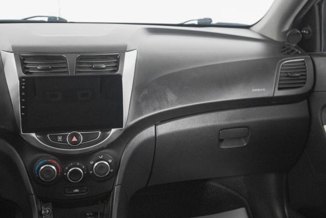 Hyundai Solaris I с пробегом 2013 года, цена 799 000 рублей, 135000 км, седан, Автокод Объявления