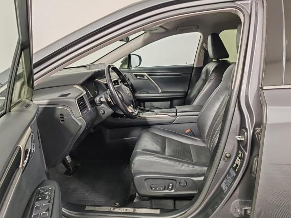 Lexus RX IV Рестайлинг с пробегом 2021 года, цена 4 899 000 рублей, 104184 км, внедорожник, Автокод Объявления