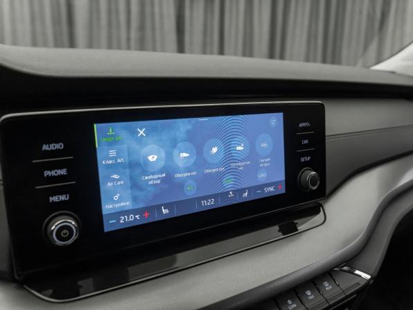 Skoda Octavia IV (A8) с пробегом 2021 года, цена 2 360 000 рублей, 51116 км, лифтбек, Автокод Объявления
