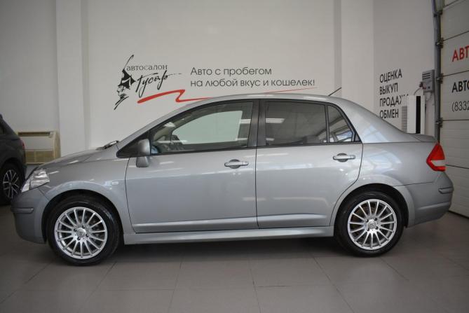 Nissan Tiida I Рестайлинг с пробегом 2011 года, цена 599 000 рублей, 234000 км, седан, Автокод Объявления
