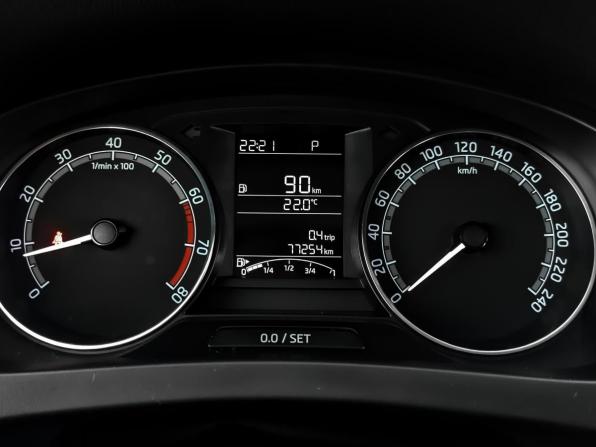 Skoda Rapid I Рестайлинг с пробегом 2019 года, цена 1 349 000 рублей, 77246 км, лифтбек, Автокод Объявления