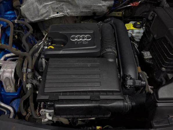 Audi Q3 I (8U) Рестайлинг с пробегом 2015 года, цена 1 990 000 рублей, 91401 км, внедорожник, Автокод Объявления