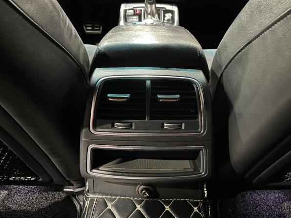 Audi A6 IV (C7) Рестайлинг с пробегом 2015 года, цена 1 549 000 рублей, 225916 км, седан, Автокод Объявления