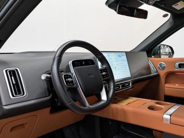 Li Auto (Lixiang) L9 I Рестайлинг с пробегом 2025 года, цена 8 500 000 рублей, 42091 км, внедорожник, Автокод Объявления