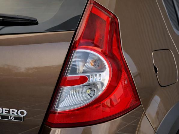 Renault Sandero I с пробегом 2013 года, цена 747 000 рублей, 129937 км, хэтчбек, Автокод Объявления