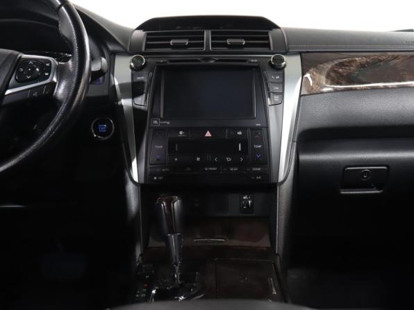 Toyota Camry VII (XV50) Рестайлинг с пробегом 2015 года, цена 2 349 900 рублей, 90876 км, седан, Автокод Объявления