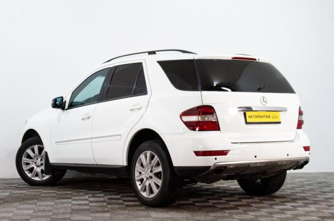 Mercedes-Benz M-Класс II (W164) Рестайлинг с пробегом 2009 года, цена 1 399 000 рублей, 371000 км, внедорожник, Автокод Объявления