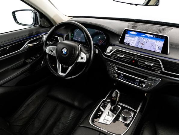 BMW 7 серии VI (G11/G12) Рестайлинг с пробегом 2019 года, цена 4 206 510 рублей, 268000 км, седан, Автокод Объявления