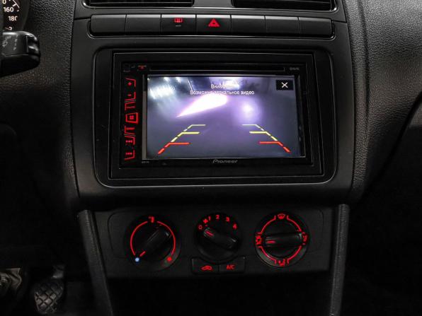 Volkswagen Polo V с пробегом 2014 года, цена 799 000 рублей, 136189 км, седан, Автокод Объявления