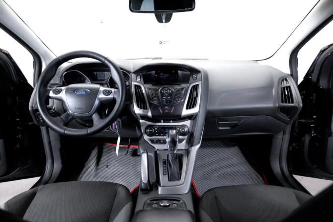 Ford Focus III с пробегом 2012 года, цена 599 000 рублей, 200252 км, хэтчбек, Автокод Объявления