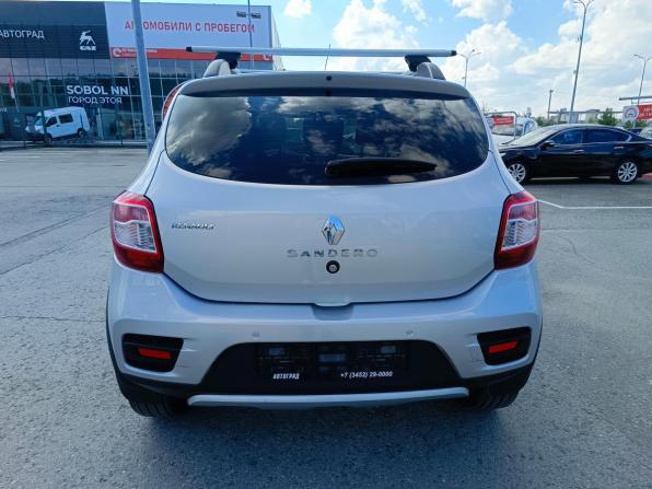Renault Sandero II с пробегом 2017 года, цена 904 995 рублей, 163692 км, хэтчбек, Автокод Объявления