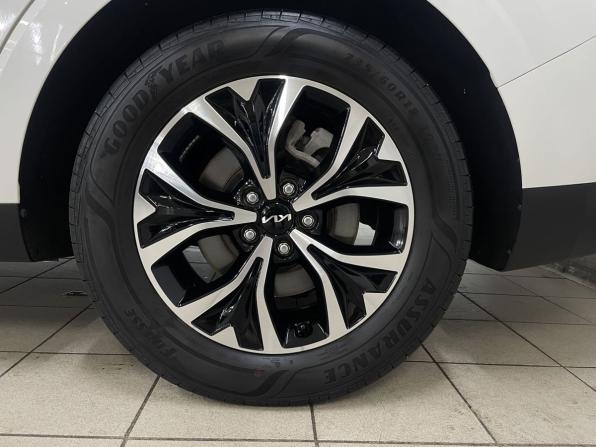Kia Carnival IV с пробегом 2021 года, цена 3 950 000 рублей, 80791 км, минивэн, Автокод Объявления